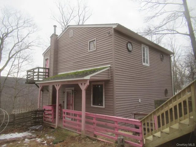 $365,000 | 70 Deer Trail North, Greenwood Lake, NY 10925