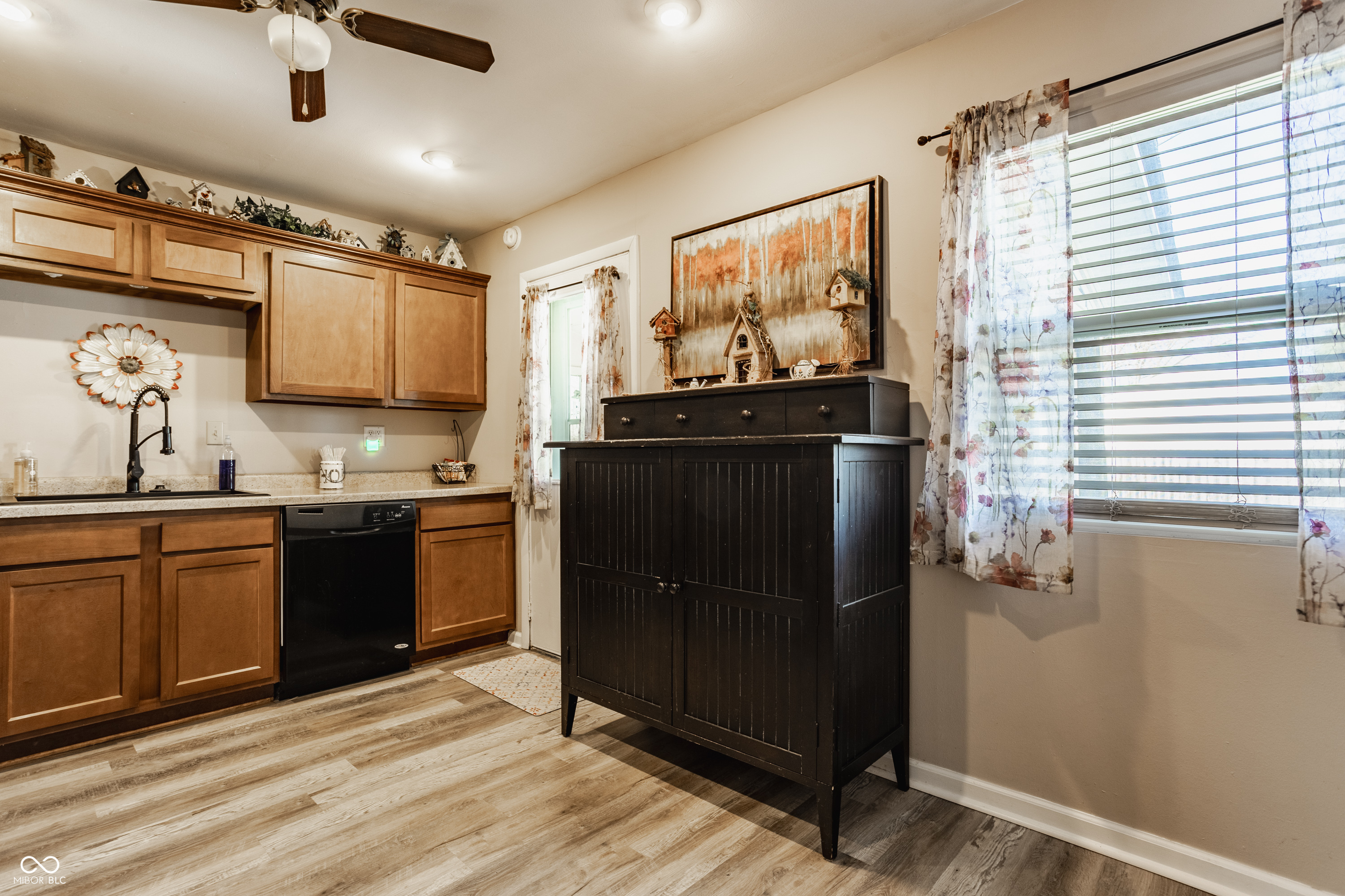 698 Indianapolis Road Mooresville, IN 46158 - Photo 22 of 38