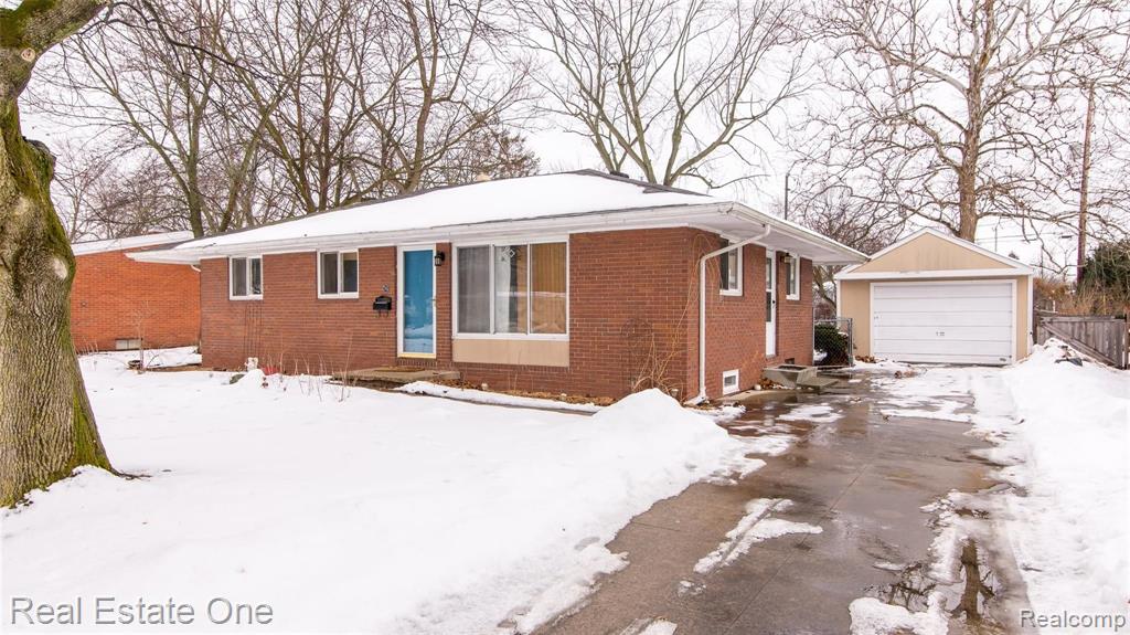 715 Ternes Road Tecumseh, MI 49286 - Photo 2 of 16