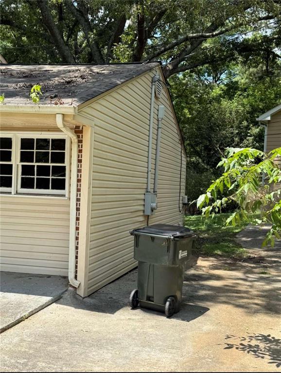 7205 Lakeview Drive Southwest Covington, GA 30014 - Photo 4 of 18 a view of a entryway door of the house
