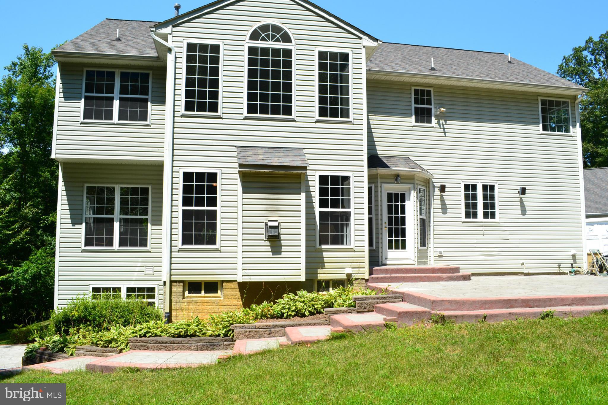 250 Potomac Run Road Fredericksburg, VA 22405 - Photo 5 of 28 Exterior (Rear)