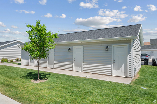 2457 West 500 South, Unit 2 Springville, UT 84663 - Photo 25 of 27 Separate garage entrance