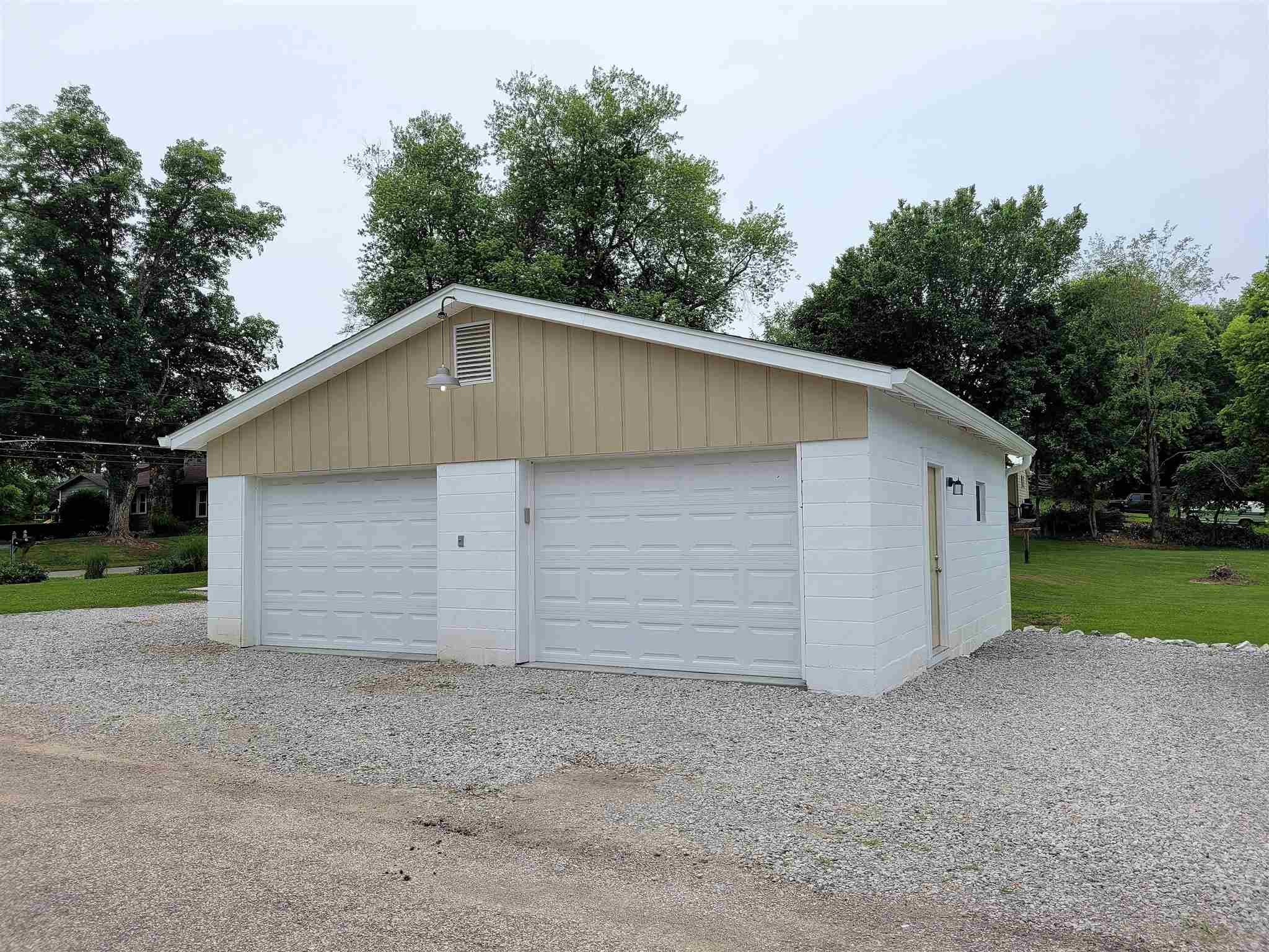 1142 West Popcorn Road Bloomington, IN 47403 - Photo 4 of 22
