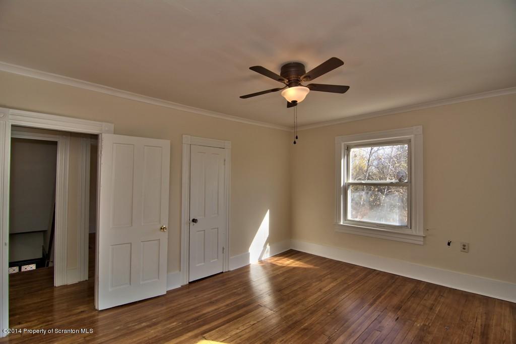 201 Newton Road Scranton, PA 18504 - Photo 8 of 67 Gallery Image 8