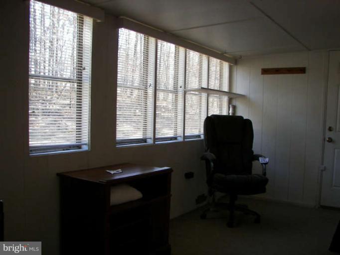 300 Allemong Road Berkeley Springs, WV 25411 - Photo 17 of 20 Interior (General)