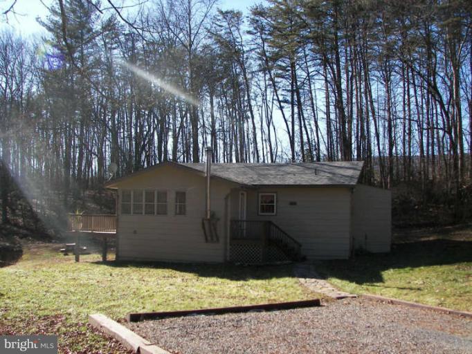 300 Allemong Road Berkeley Springs, WV 25411 - Photo 4 of 20 Exterior (General)