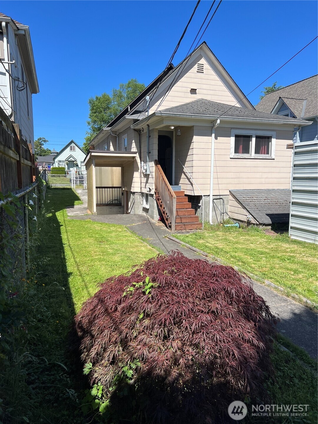 2219 Rockefeller Avenue Everett, WA 98201 - Photo 7 of 25