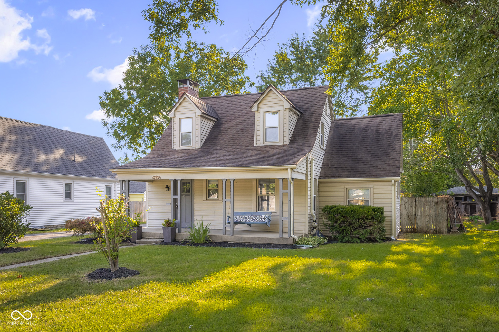 2108 Union Street Columbus, IN 47201 - Photo 1 of 33