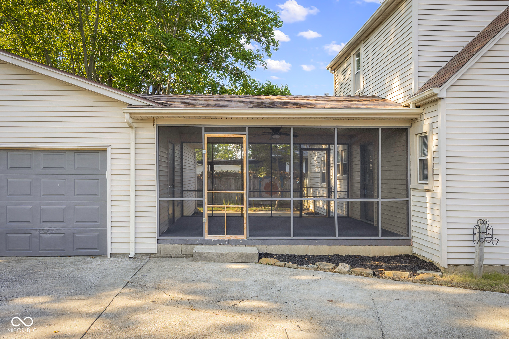 2108 Union Street Columbus, IN 47201 - Photo 27 of 33