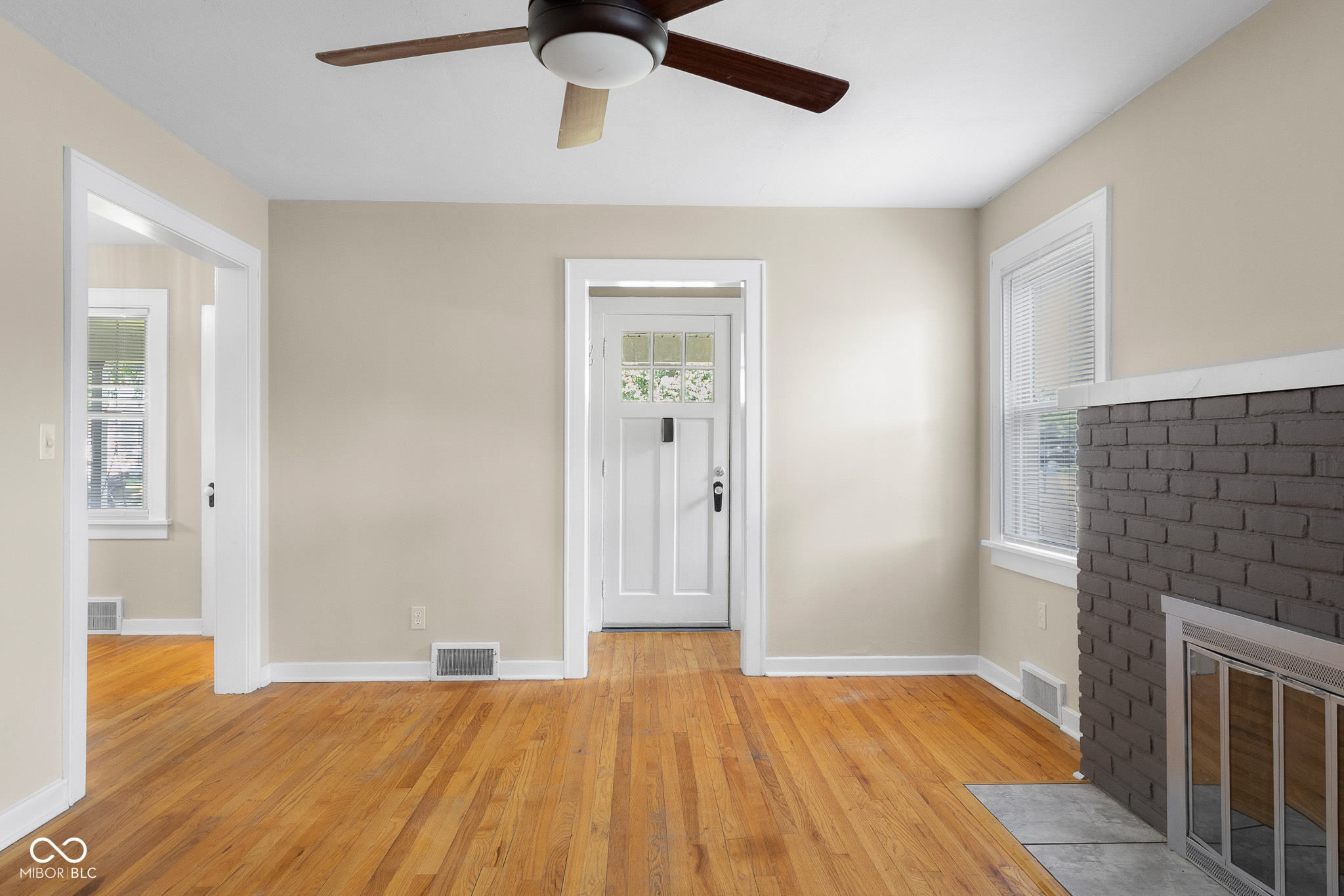 2108 Union Street Columbus, IN 47201 - Photo 4 of 33