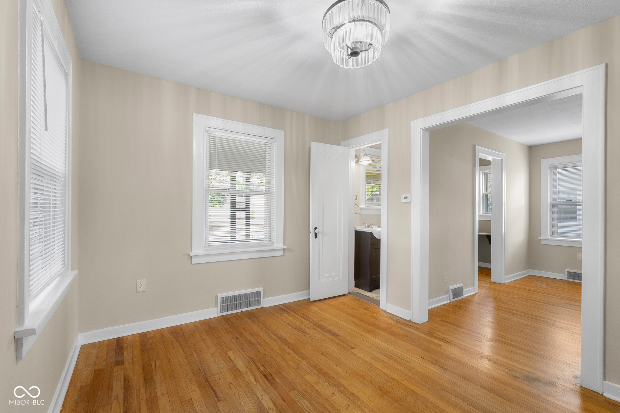 2108 Union Street Columbus, IN 47201 - Photo 9 of 33