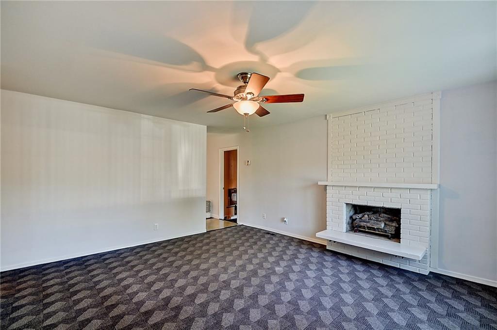 2341 Courtney Road Indianapolis, IN 46219 - Photo 3 of 29 Gallery Image 3