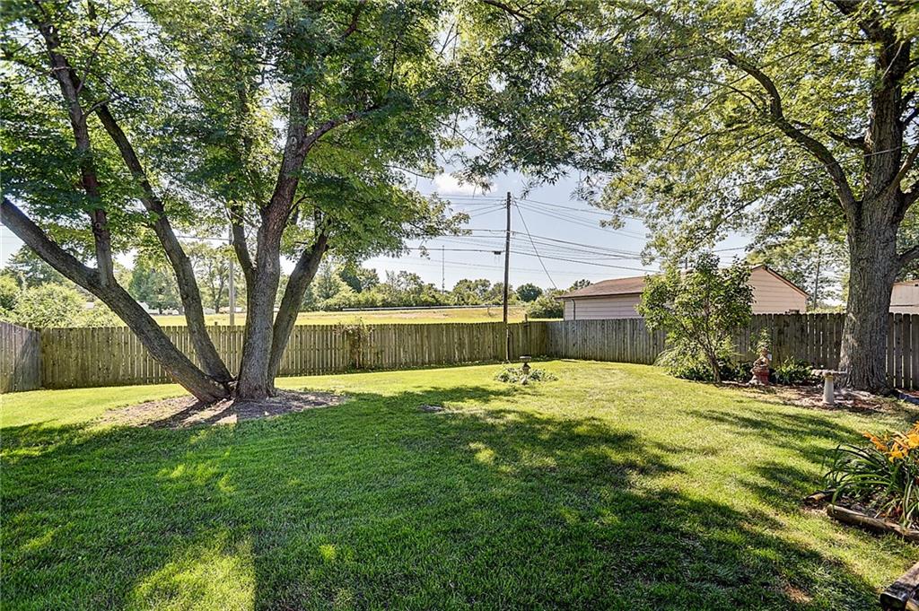 2341 Courtney Road Indianapolis, IN 46219 - Photo 27 of 29 Gallery Image 27