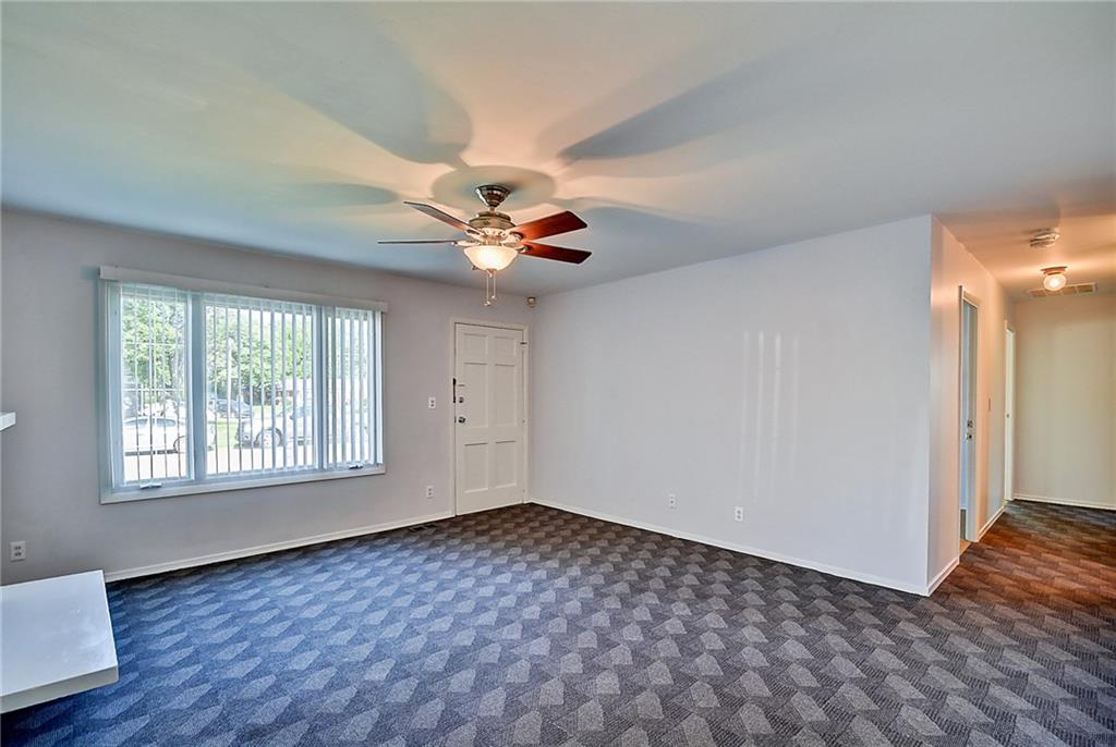 2341 Courtney Road Indianapolis, IN 46219 - Photo 5 of 29 Gallery Image 5