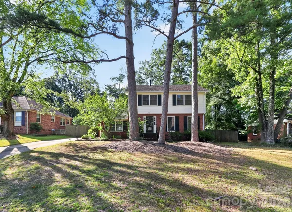 $2,695 | 2438 Knickerbocker Drive, Charlotte, NC 28212