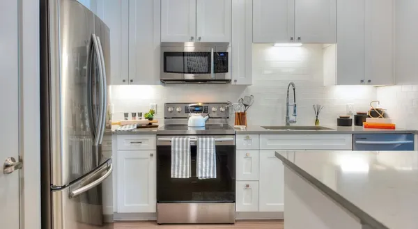 $1,084 | 1330 Park West Green Drive, Unit 4202, Katy, TX 77493