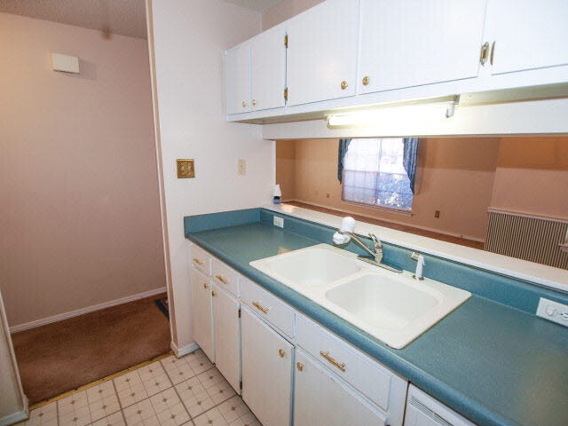 1733 Snowmass Court Mobile, AL 36609 - Photo 8 of 20
