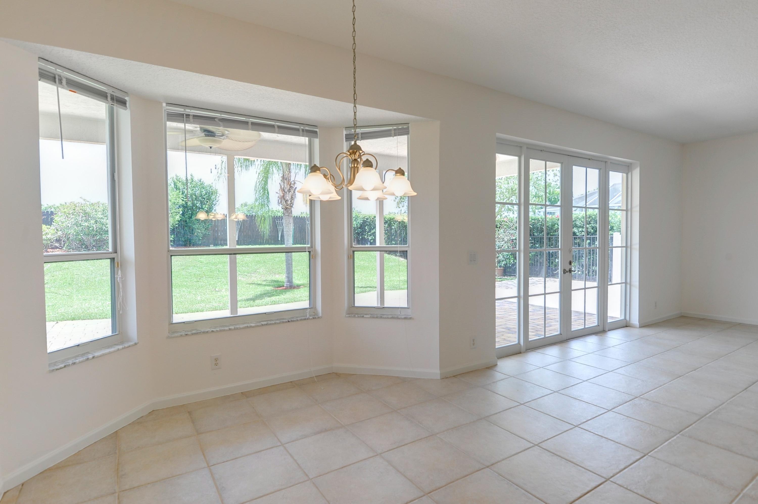 12656 Little Palm Lane Boca Raton, FL 33428 - Photo 11 of 27 011_Breakfast Nook