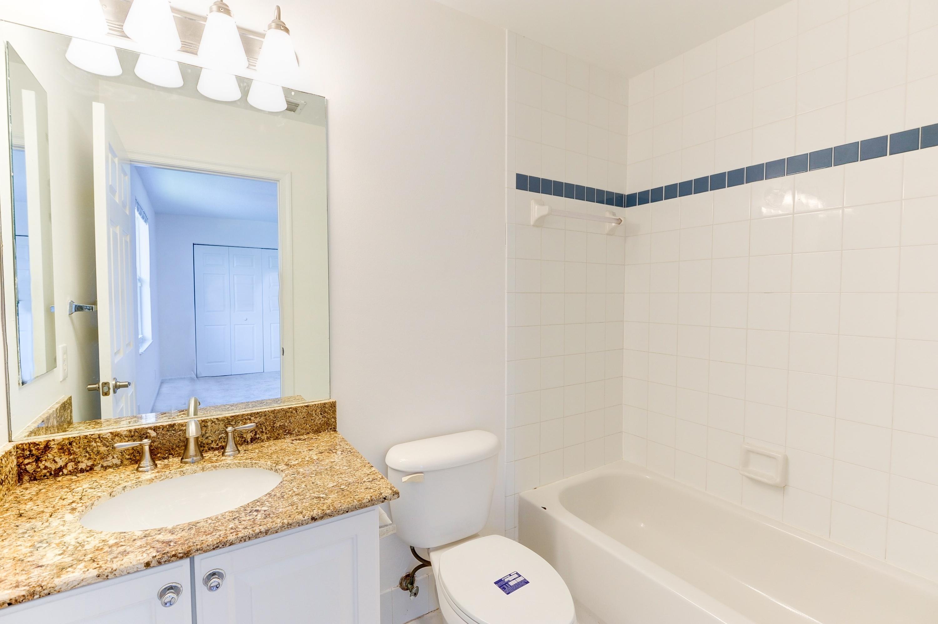 12656 Little Palm Lane Boca Raton, FL 33428 - Photo 22 of 27 022_Guest Bath