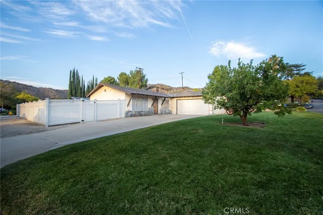 $600,000 | 22481 Los Rogues Drive, Saugus, CA 91350
