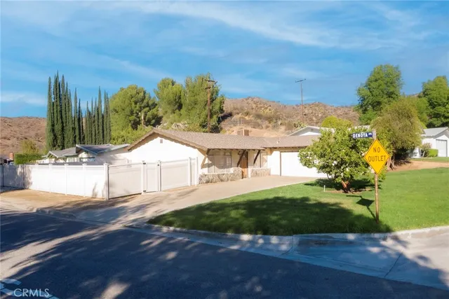 $600,000 | 22481 Los Rogues Drive, Saugus, CA 91350