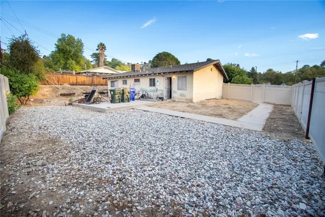 $600,000 | 22481 Los Rogues Drive, Saugus, CA 91350