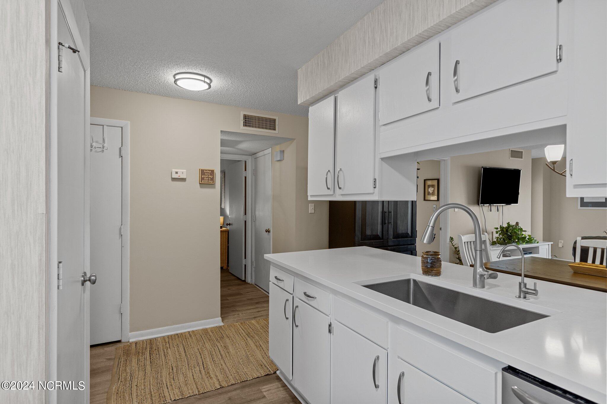 1505 Salter Path Road, Unit 528 Indian Beach, NC 28512 - Photo 15 of 52 18-web-or-mls-1S3A0611