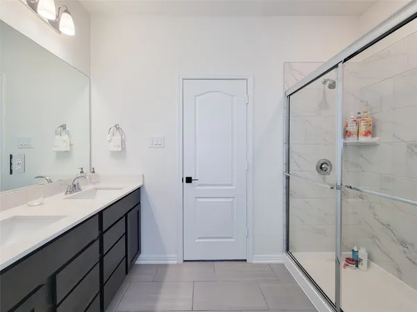 $2,400 | 8214 Leisure Pt Drive, Cypress, TX 77433