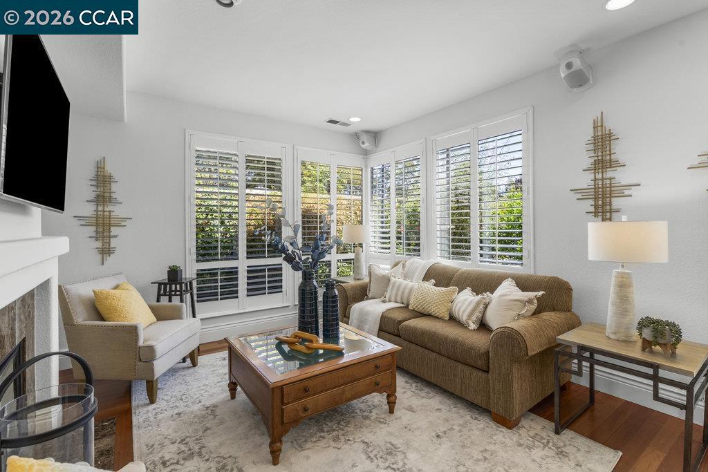 1086-1086 Vista Pointe Circle San Ramon, CA 94583 - Photo 5 of 34