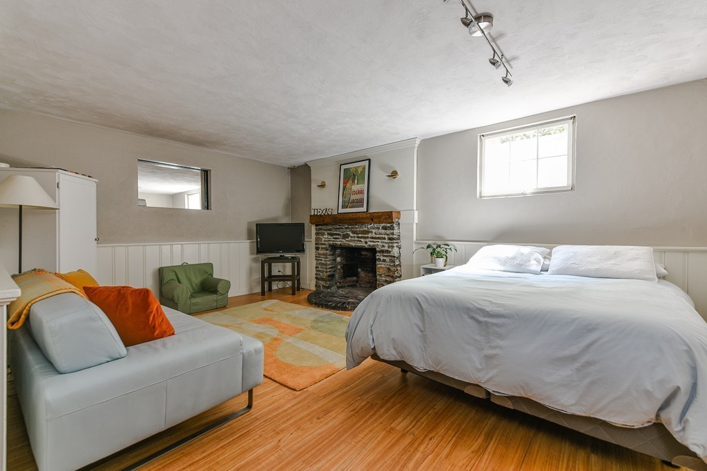 30 Thackeray Road Wellesley, MA 02481 - Photo 19 of 29 Gallery Image 19