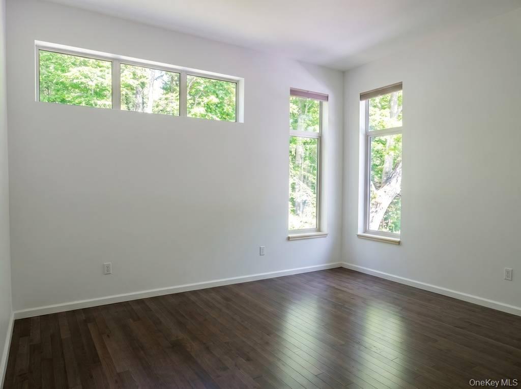 32 Old East Road Wallkill, NY 12589 - Photo 20 of 36 Gallery Image 20