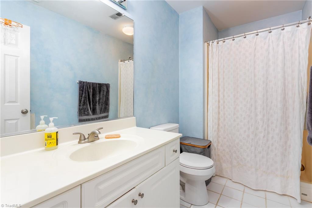 1505 Meta Court High Point, NC 27265 - Photo 33 of 45
