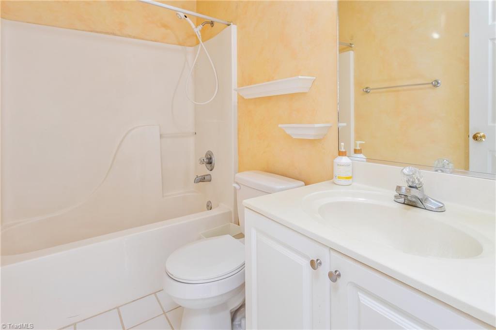 1505 Meta Court High Point, NC 27265 - Photo 35 of 45