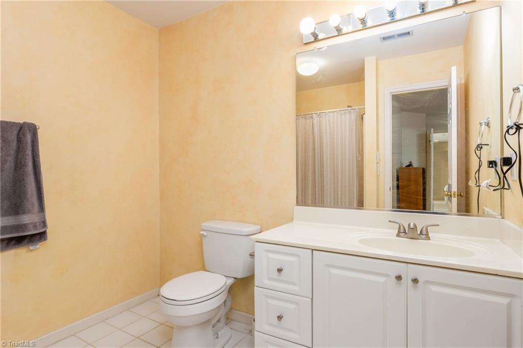 1505 Meta Court High Point, NC 27265 - Photo 38 of 45