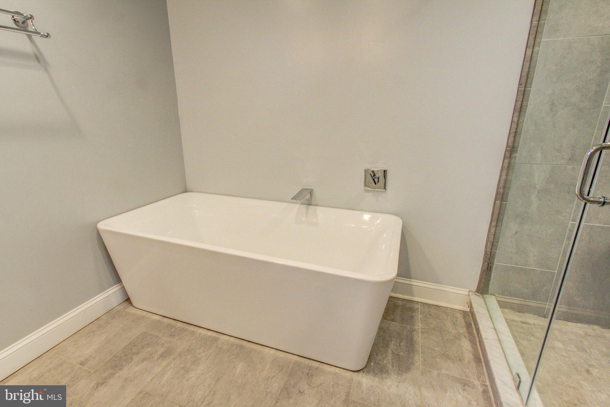 3115 Lower Mountain Road Furlong, PA 18925 - Photo 30 of 47 Freestanding Tub