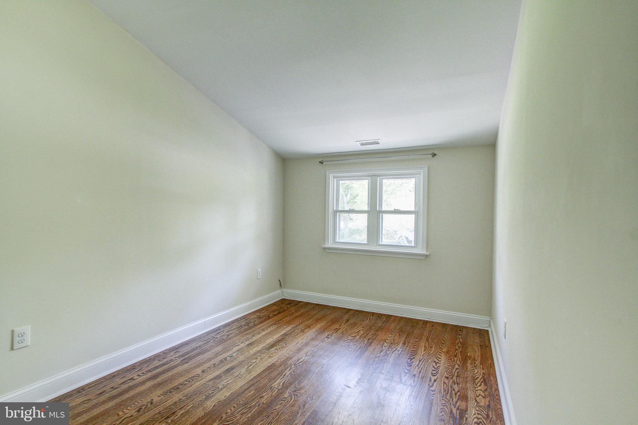 3115 Lower Mountain Road Furlong, PA 18925 - Photo 33 of 47 Good Light and space in Bedrooms