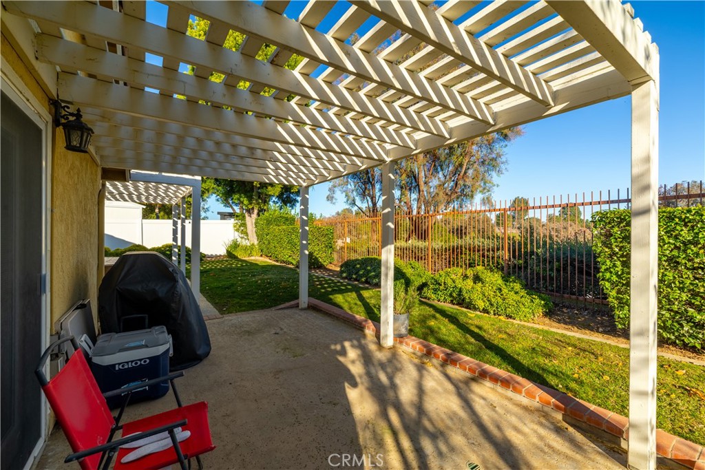 41552 Willow Run Road Temecula, CA 92591 - Photo 24 of 38