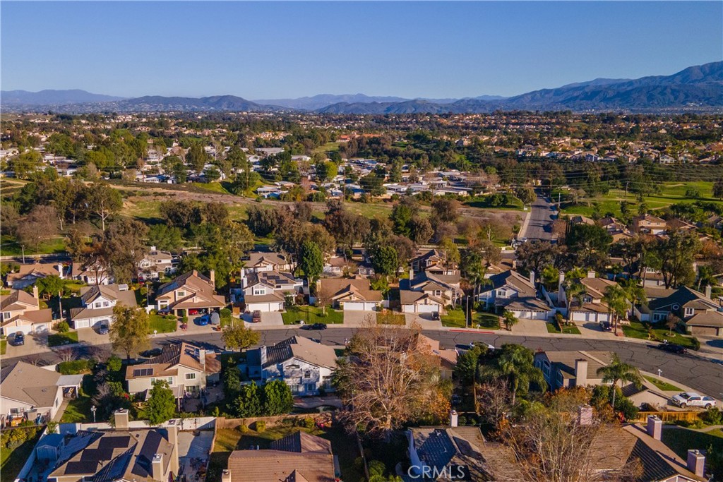 41552 Willow Run Road Temecula, CA 92591 - Photo 32 of 38