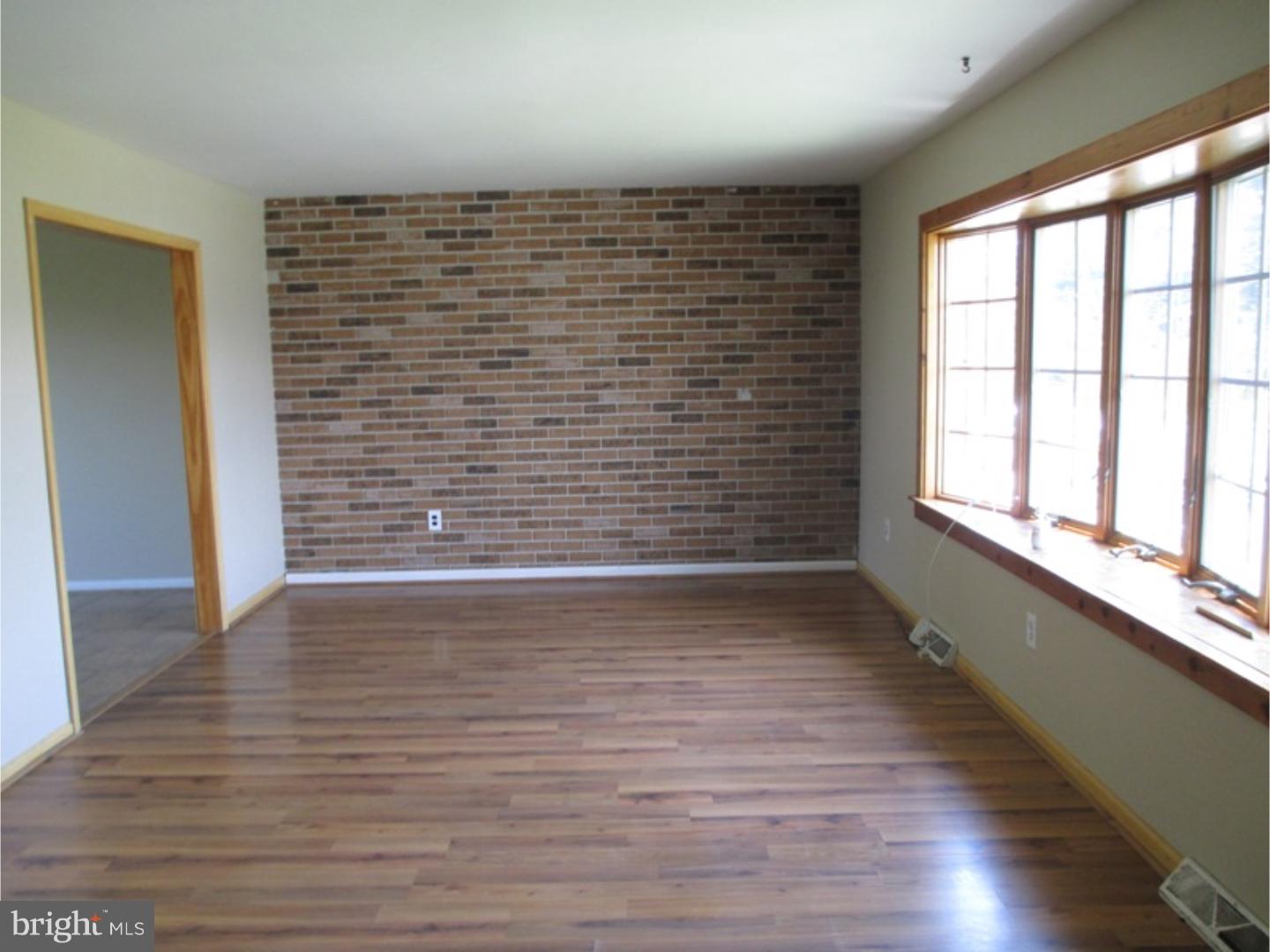 146 Princeton Road Pennsville, NJ 08070 - Photo 4 of 14 Gallery Image 4