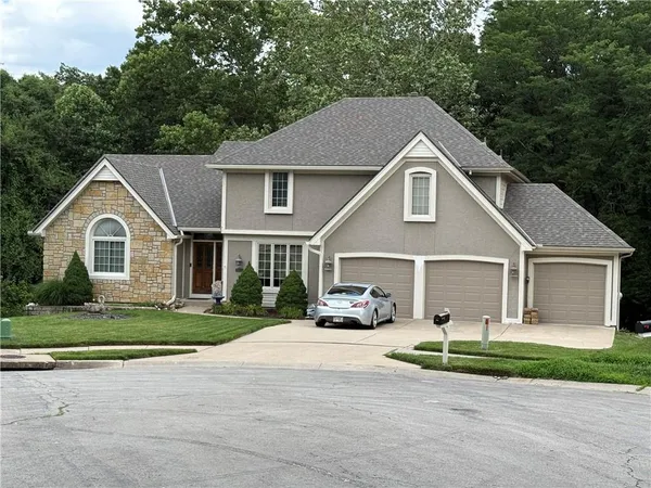 $488,999 | 6001 Northwest 78th Court, Kansas City, MO 64151