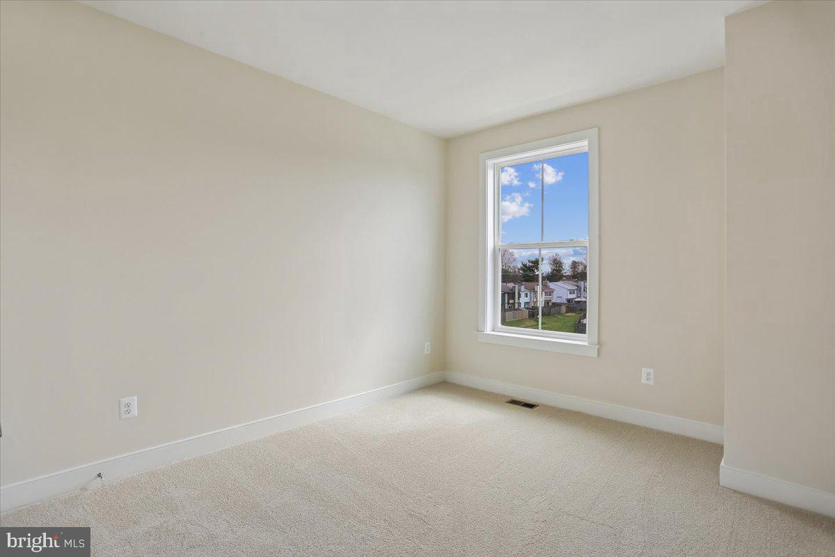 102 Allen Lane Poolesville, MD 20837 - Photo 41 of 76 Bedroom #2