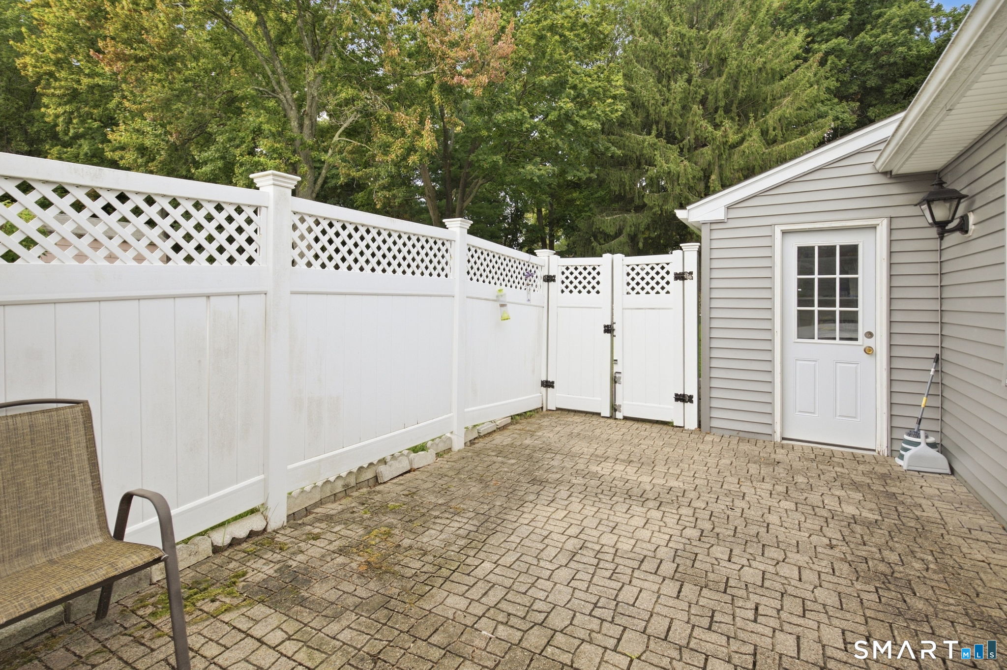3 Beacon Square Fairfield, CT 06825 - Photo 17 of 23 Gallery Image 17