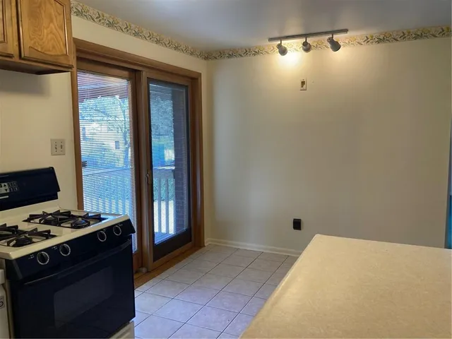 $1,250 | 117 Cobb Avenue, Pittsburgh, PA 15205