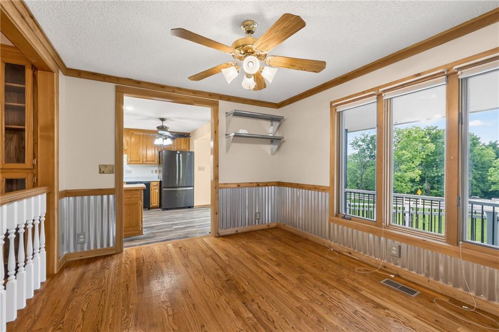 6513 Southeast Ryan Road Blue Springs, MO 64014 - Photo 9 of 83