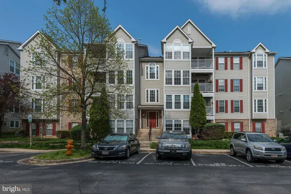 $2,000 | 6320 Bayberry Court, Unit 906, Elkridge, MD 21075