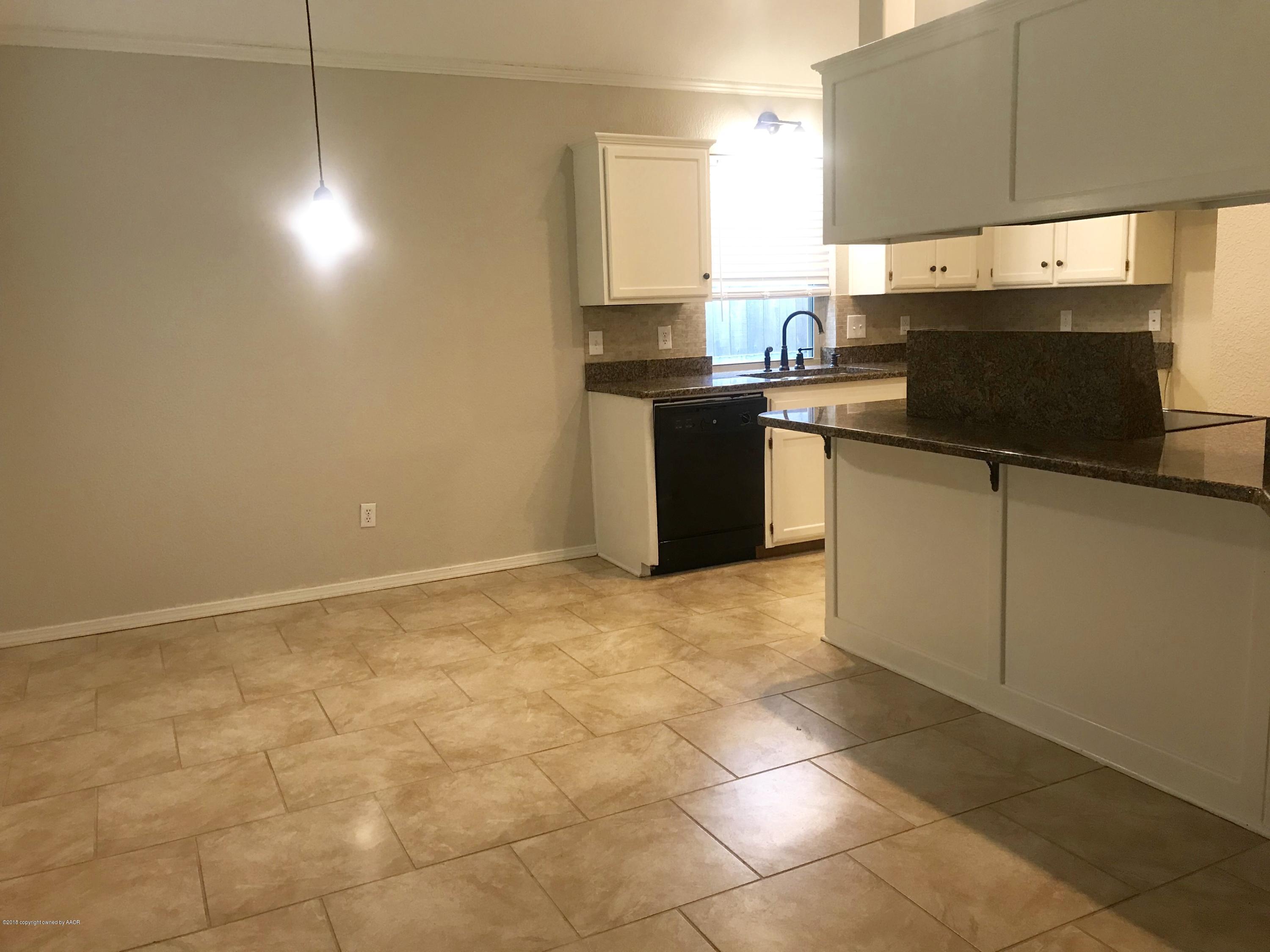 8002 Arbor Street Amarillo, TX 79110 - Photo 5 of 18 Kitchen