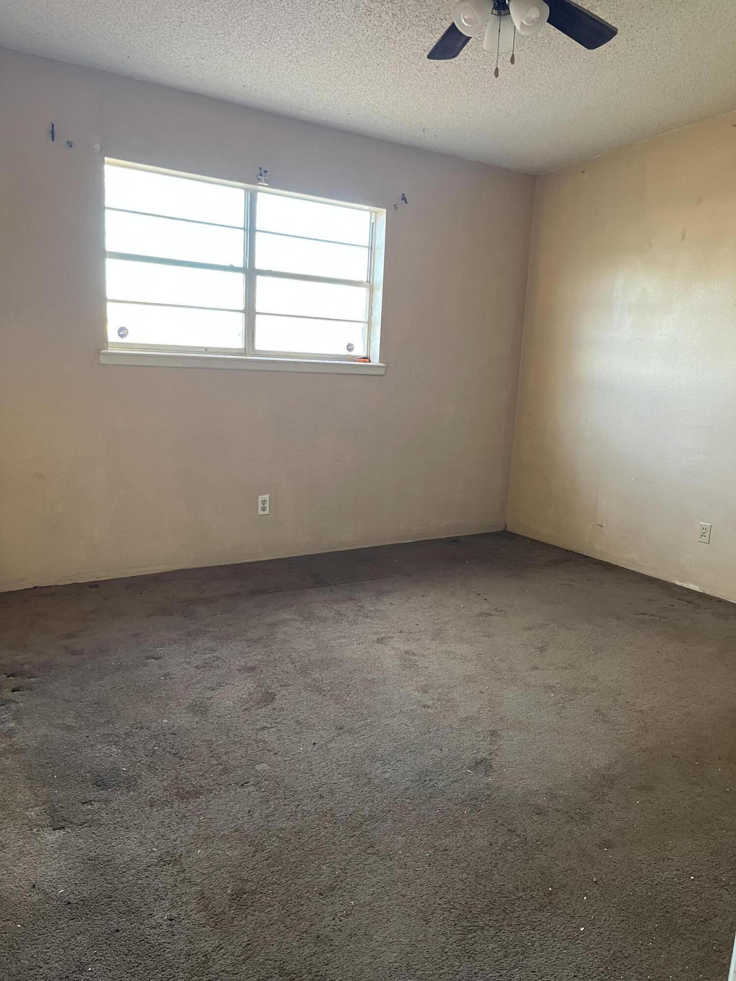 1107 53rd Street Lubbock, TX 79412 - Photo 6 of 6 IMG_8715