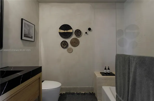 $848,000 | 3250 Grand Avenue, Unit 306, Miami, FL 33133