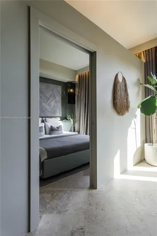 $848,000 | 3250 Grand Avenue, Unit 306, Miami, FL 33133