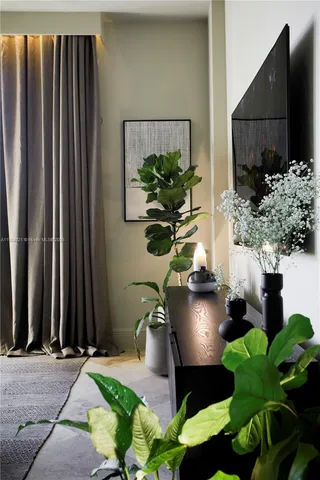 $848,000 | 3250 Grand Avenue, Unit 306, Miami, FL 33133